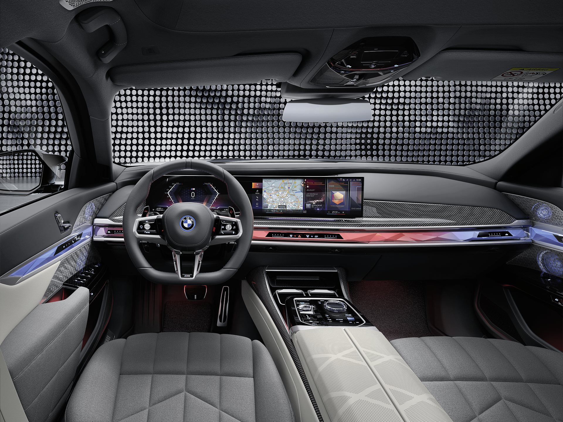 BMW M760e