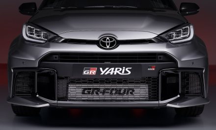 Toyota GR Yaris przeszła lifting. Ma kilka drobnych wad i kilka potężnych zalet