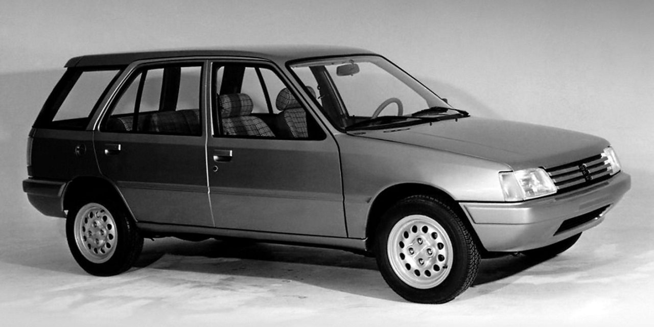 Mikrokombi na mikrowakacje, czyli Peugeot 205 Verve i 205 Nepala