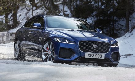 Nowy spalinowy Jaguar? Tak, macie czas. Do lata