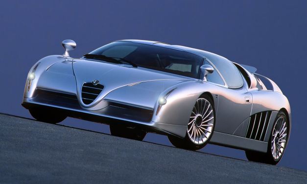 Jest dziwna i ma większy zad nawet od Brery, ale i tak ją uwielbialiśmy. To Alfa Romeo Scighera