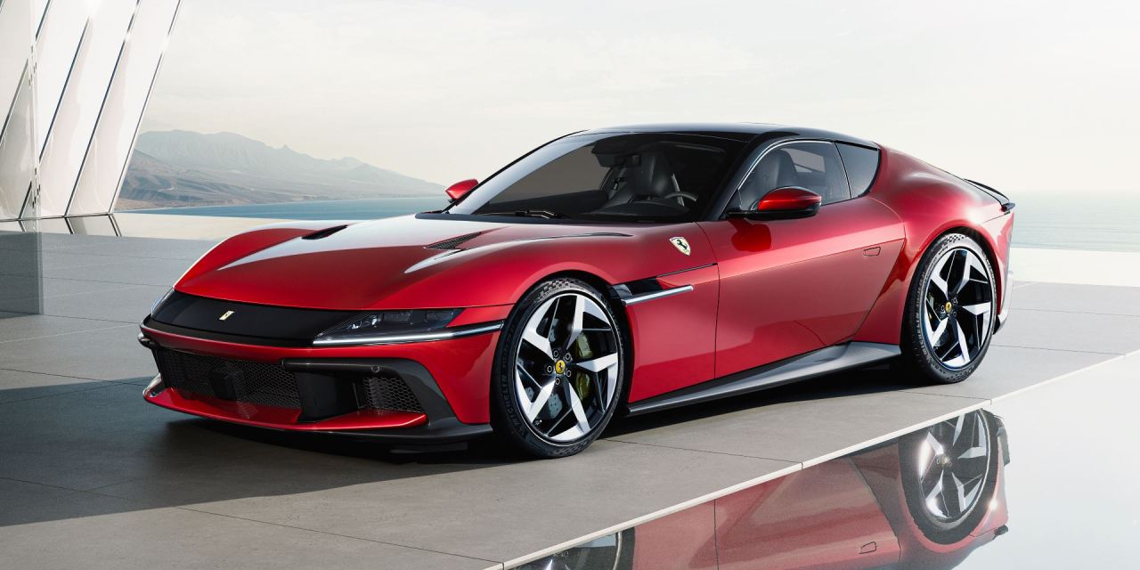 Ferrari 12Cilindri udowadnia, że pogłoski o śmierci wolnossącego V12 były mocno przesadzone