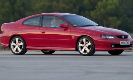 Stek z krokodyla na występach gościnnych, czyli Vauxhall Monaro – muscle car z Australii w Europie