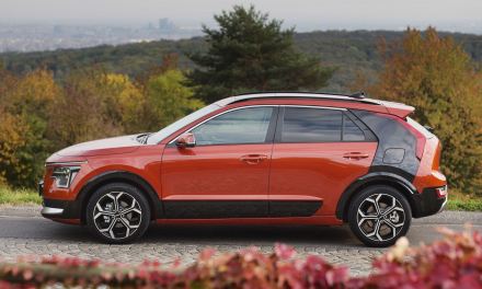 Oto Kia Niro Tri-Fuel. Zastanów się nad importem lub przeprowadzką