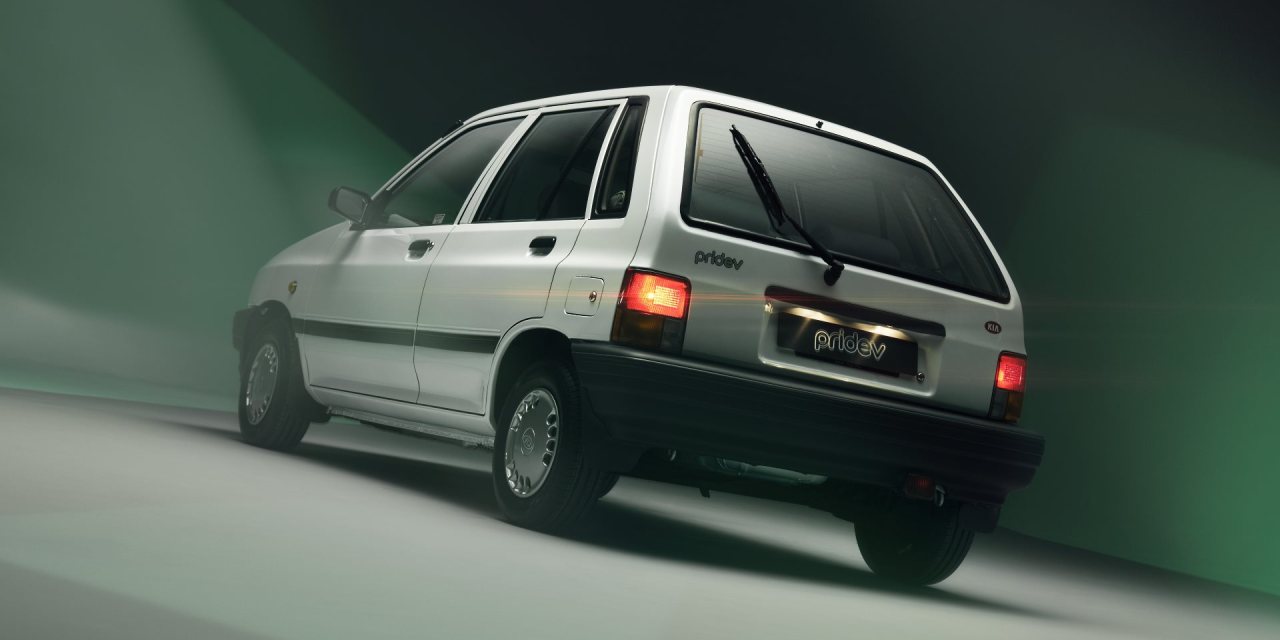 Kia Pride z 1996 roku jako elektryk. Dotrzesz na grzyby szybciej i ciszej