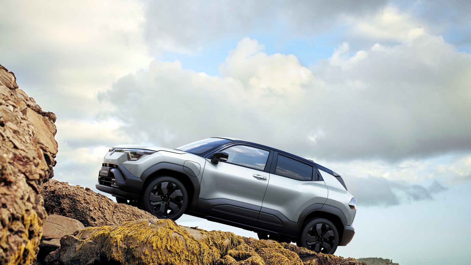 nowe Suzuki eVitara