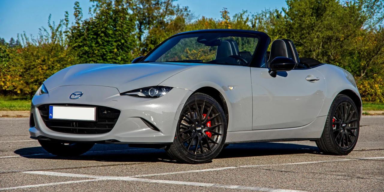 Kontynuuje tradycję w najlepszym znaczeniu tych słów. Mazda MX-5 ND 2.0 Homura – test