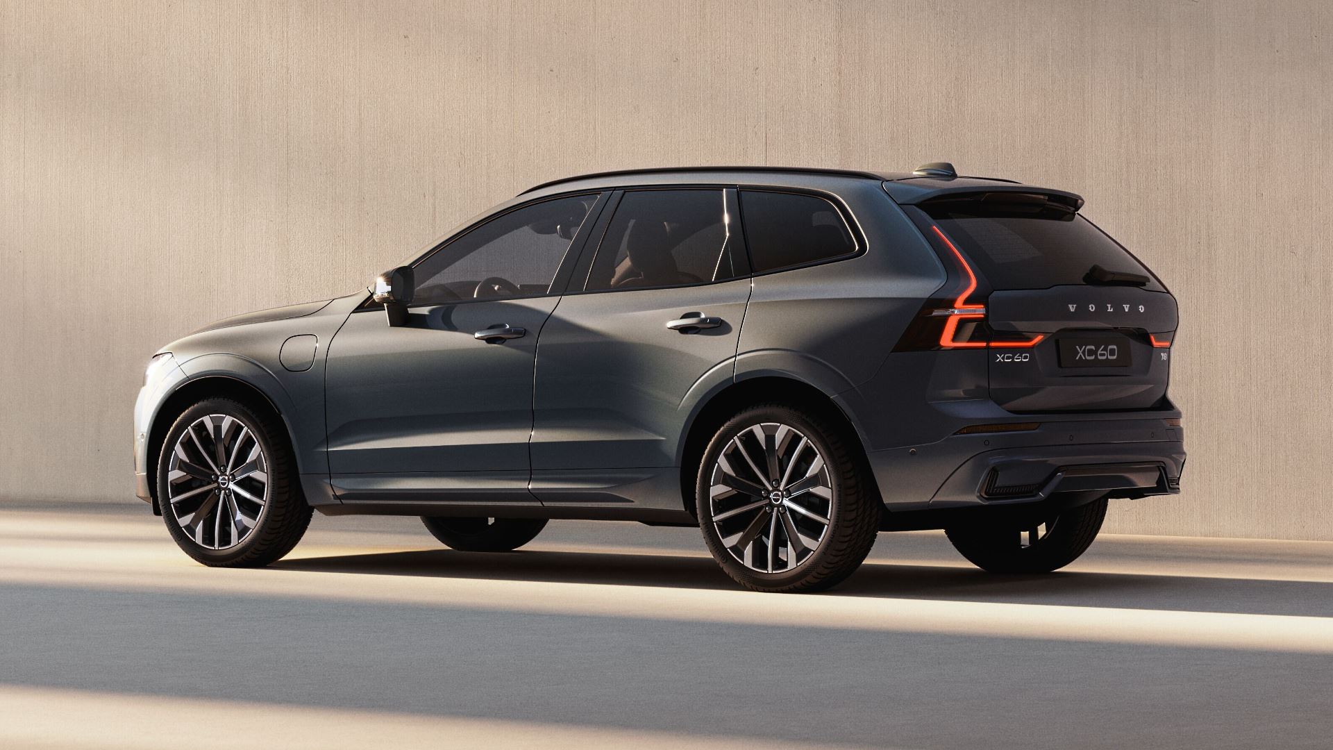 Volvo XC60 lifting