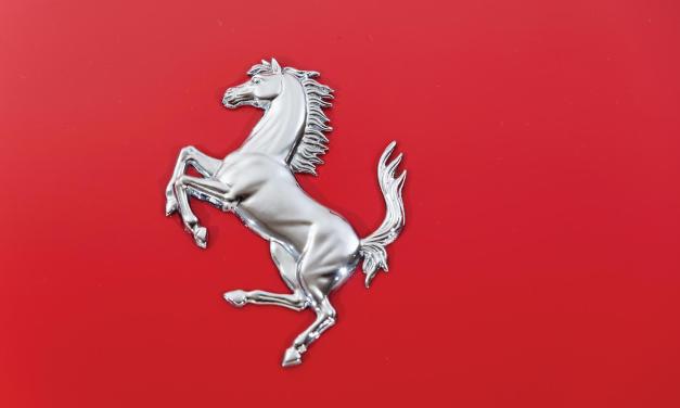 Nowy patent Ferrari to nadzieja V12… ale bez cylindrów