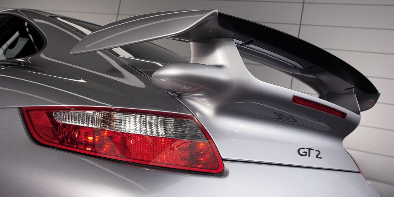 Lada chwila pojawi się nowe Porsche 911 GT2. Z tej okazji pozachwycajmy się jego poprzednikami