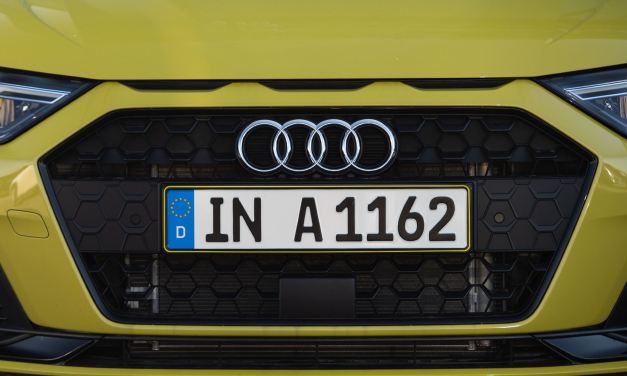 Zadbaj o szczegóły. Ramki na tablice rejestracyjne od Alti Giri to dokładnie ten detal, którego potrzebowałeś