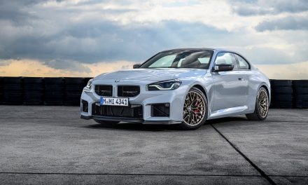 Małe, mocne i realnie tańsze od poprzednika. Takie jest nowe BMW M2 CS