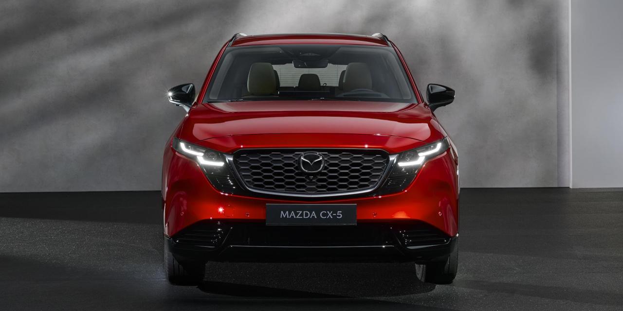 Oto nowa Mazda CX-5. Ma większy silnik, ale za to mniej mocy