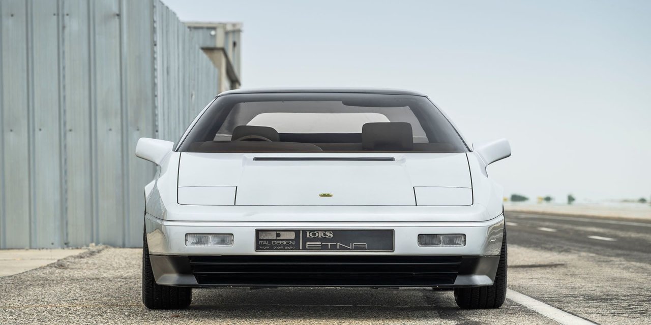 Etna znów rozgrzewa serca. Jedyny taki Lotus może być Twój