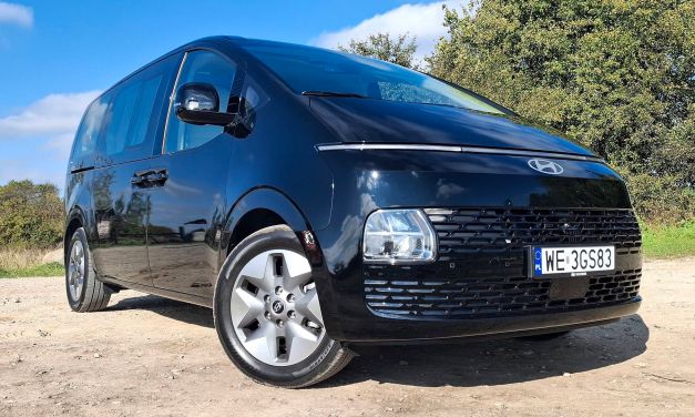 Hyundai Staria Hybrid to świetny samochód do miasta. Mówię zupełnie serio