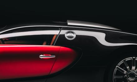 Oto nowe Bugatti Veyron. Nie reguluj kalendarza, nie cofnęliśmy się w czasie