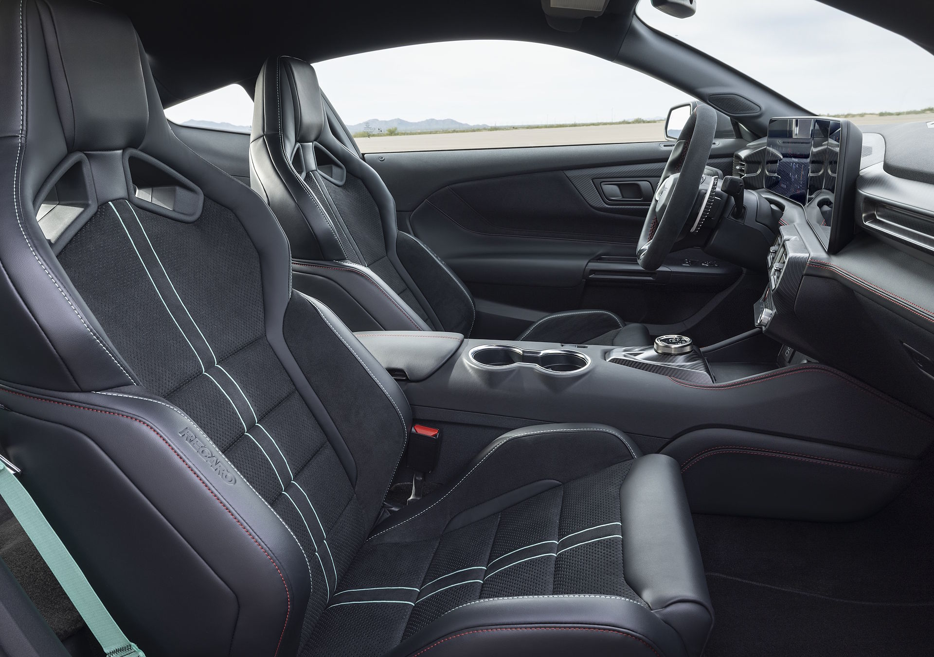 nowy Ford Mustang Dark Horse SC