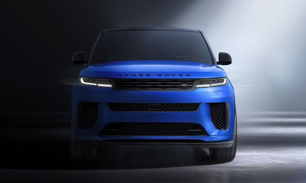 Sensu w nim nie widzę, ale bym nim jeździł. Oto nowy Range Rover Sport SV Ultimate Edition