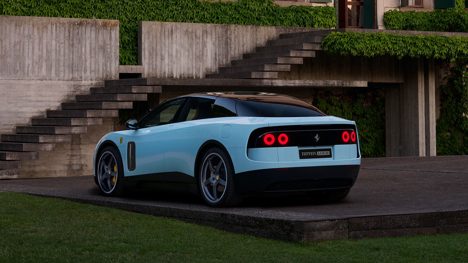 nowe Ferrari Luce